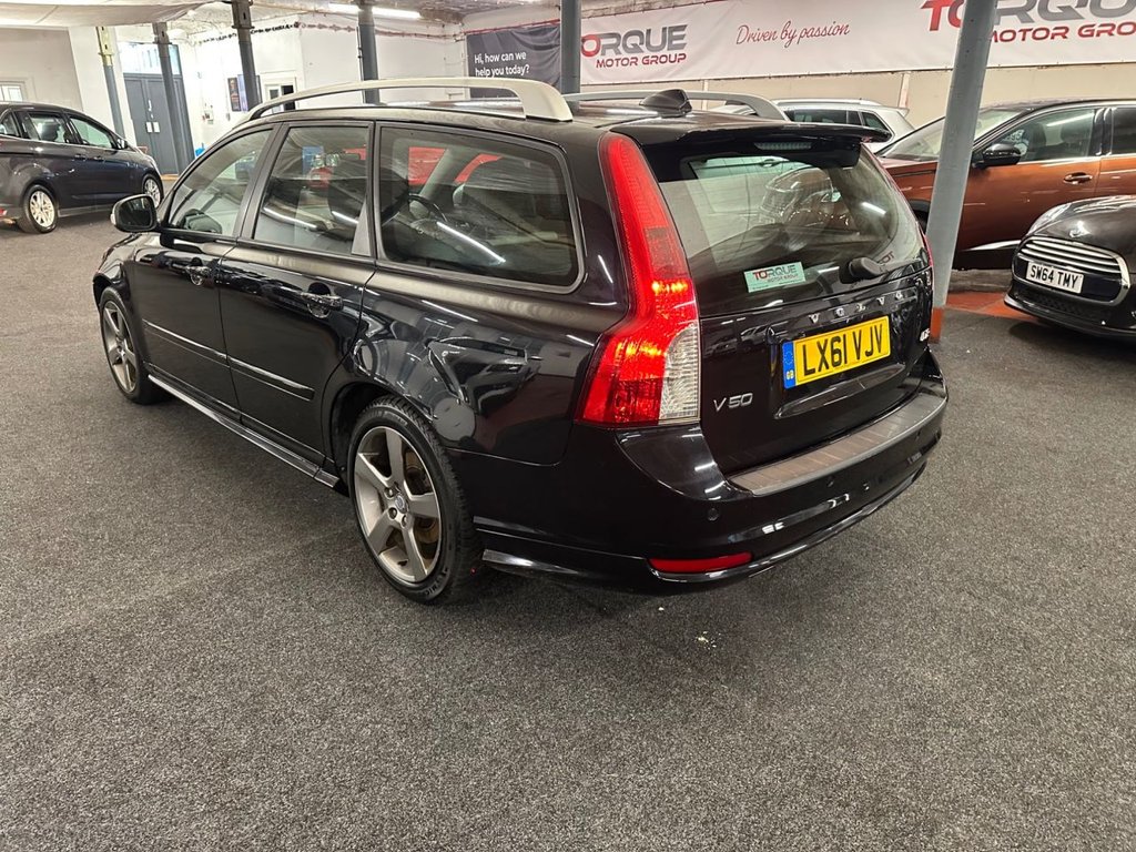 Used Volvo V50 2011 for sale - 77748037: Photo 11