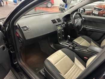 Used Volvo V50 2011 for sale - 77748037: Photo