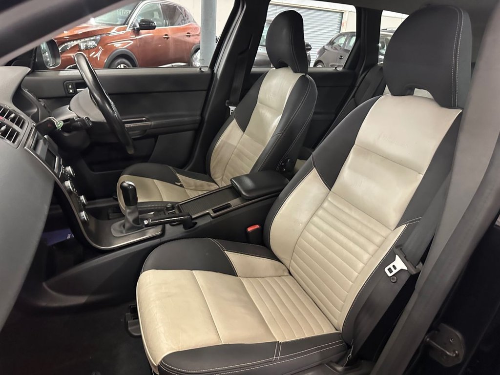 Used Volvo V50 2011 for sale - 77748037: Photo 5