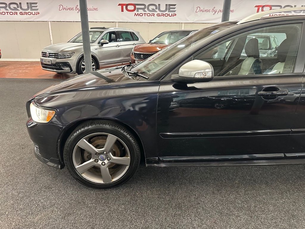 Used Volvo V50 2011 for sale - 77748037: Photo 8