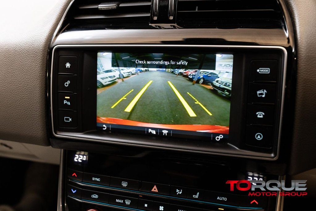 Used Jaguar XE 2016 for sale - 77507250: Photo 27