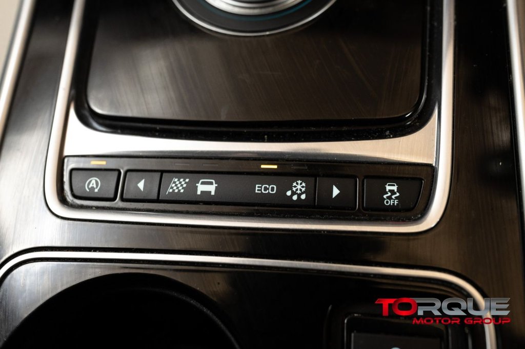 Used Jaguar XE 2016 for sale - 77507250: Photo 31