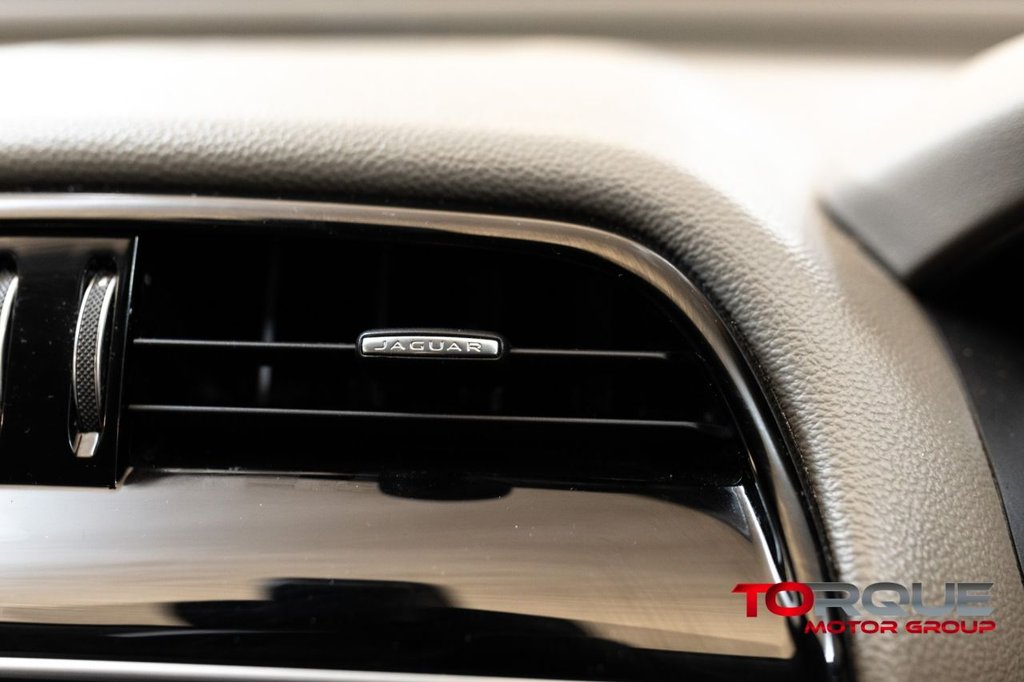 Used Jaguar XE 2016 for sale - 77507250: Photo 40