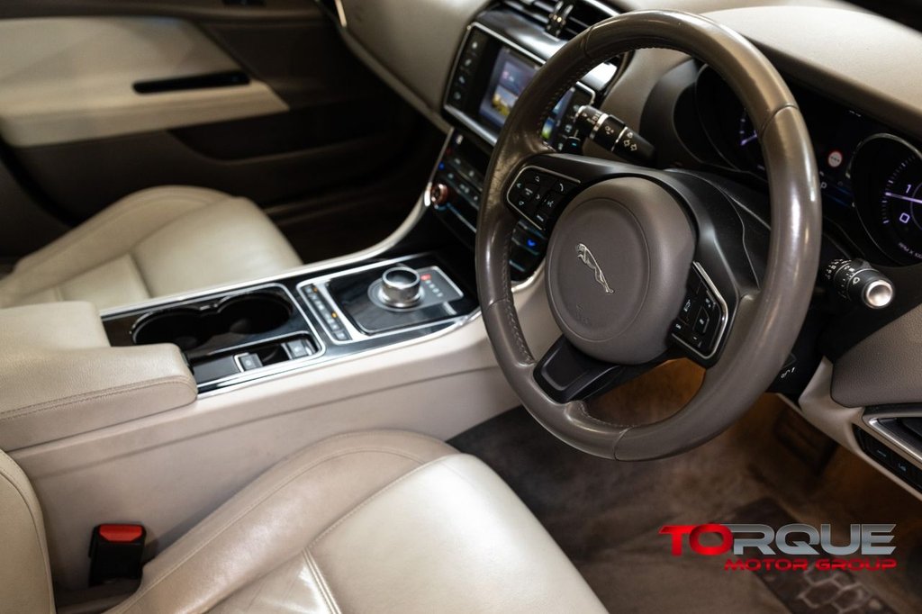 Used Jaguar XE 2016 for sale - 77507250: Photo 46