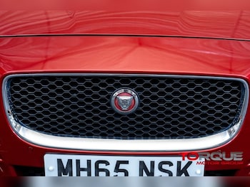 Used Jaguar XE 2016 for sale - 77507250: Photo