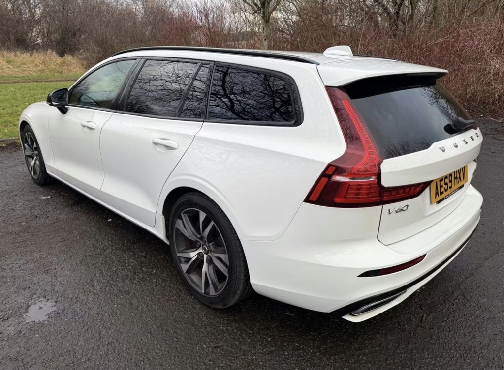 Used Volvo V60 2020 for sale - 77685325: Photo 4