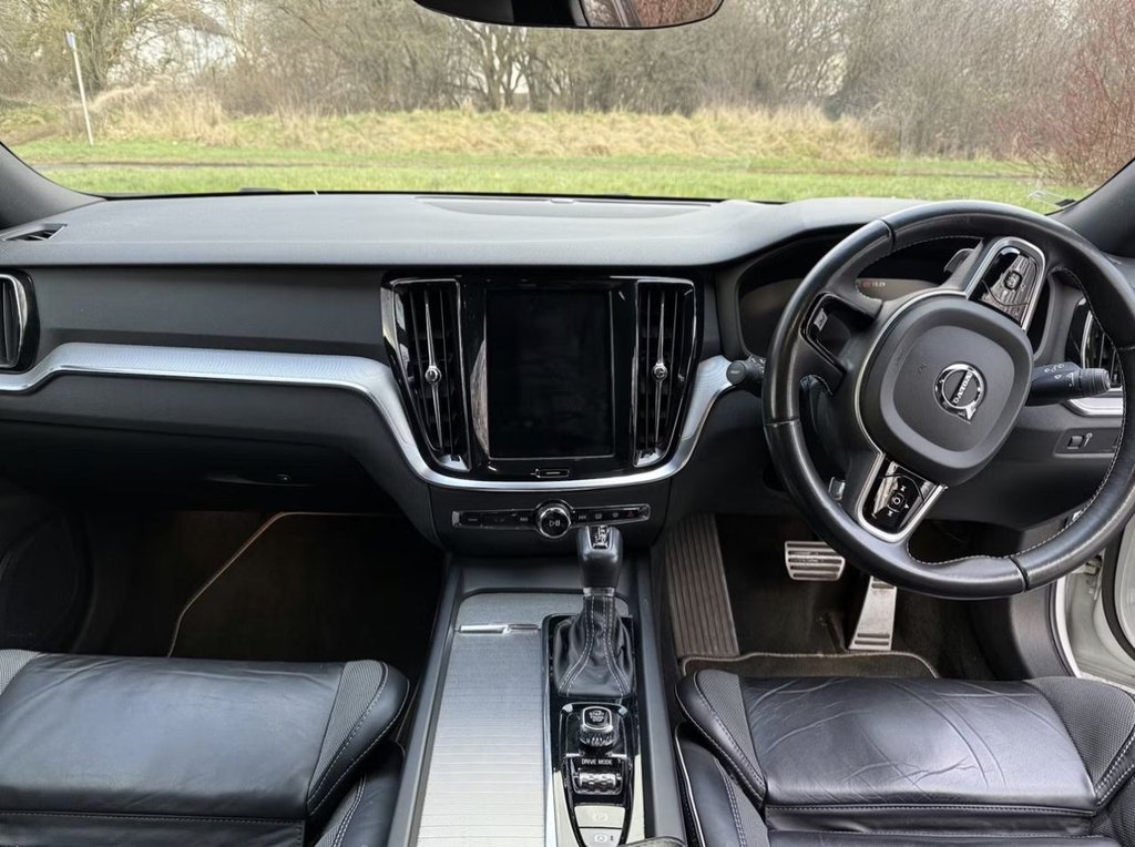 Used Volvo V60 2020 for sale - 77685325: Photo 5