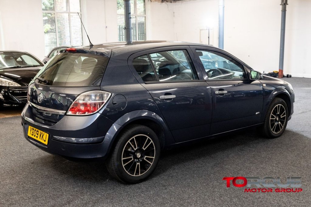 Used Vauxhall Astra 2009 for sale - 76345163: Photo 17