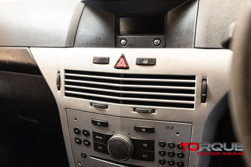 Used Vauxhall Astra 2009 for sale - 76345163: Photo 20