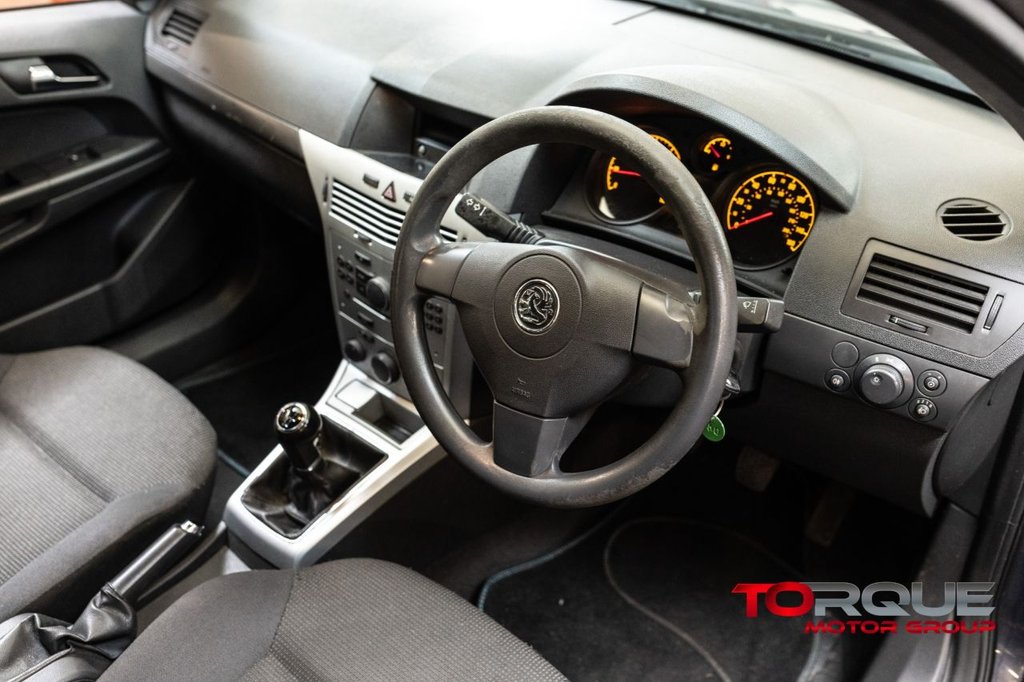 Used Vauxhall Astra 2009 for sale - 76345163: Photo 28