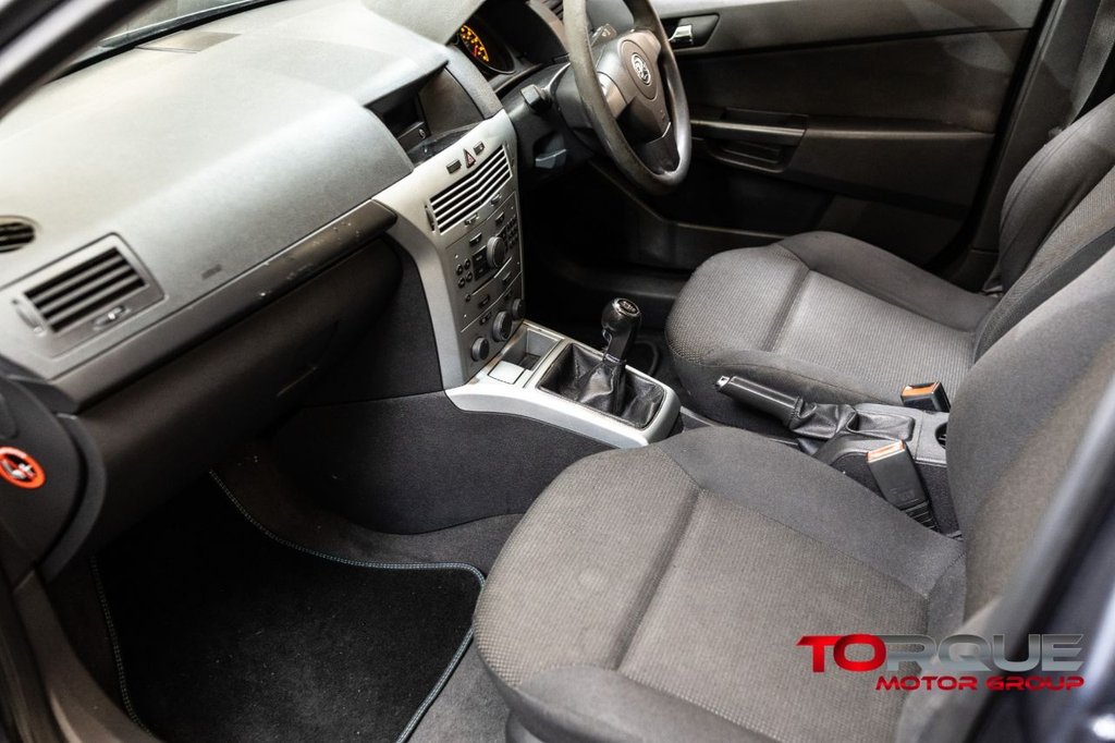 Used Vauxhall Astra 2009 for sale - 76345163: Photo 30