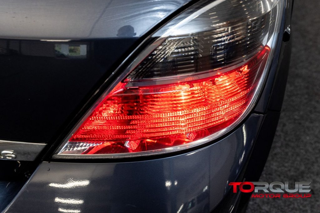 Used Vauxhall Astra 2009 for sale - 76345163: Photo 40