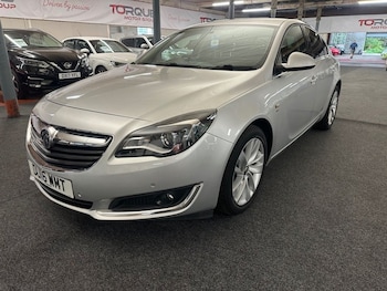 Vauxhall - Insignia