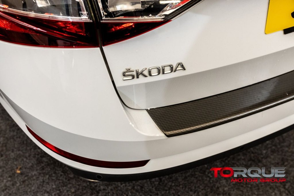 Used Skoda Superb 2017 for sale - 76950428: Photo 15