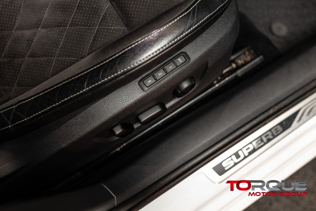 Used Skoda Superb 2017 for sale - 76950428: Photo 46