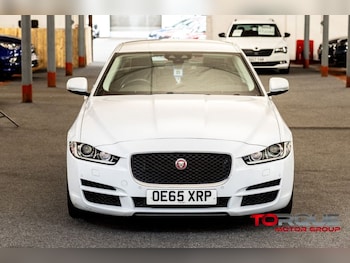 Used Jaguar XE 2016 for sale - 78017351: Photo