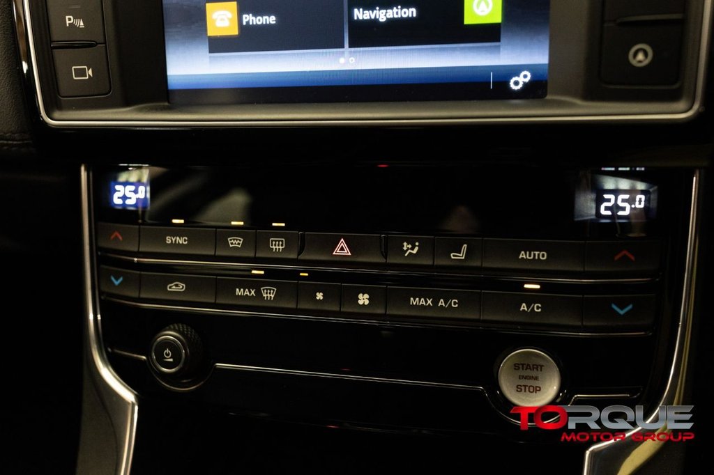 Used Jaguar XE 2016 for sale - 78017351: Photo 31