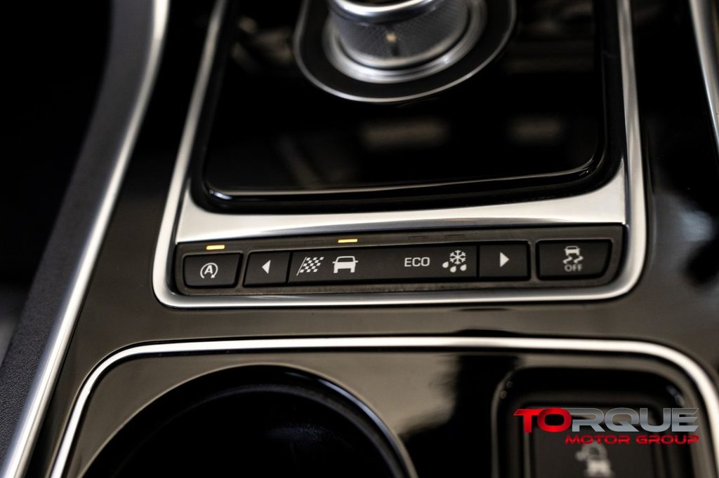 Used Jaguar XE 2016 for sale - 78017351: Photo 36