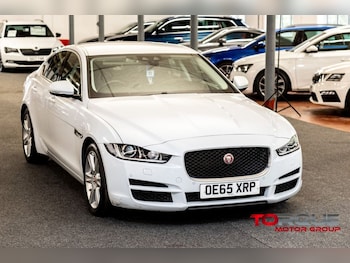 Used Jaguar XE 2016 for sale - 78017351: Photo