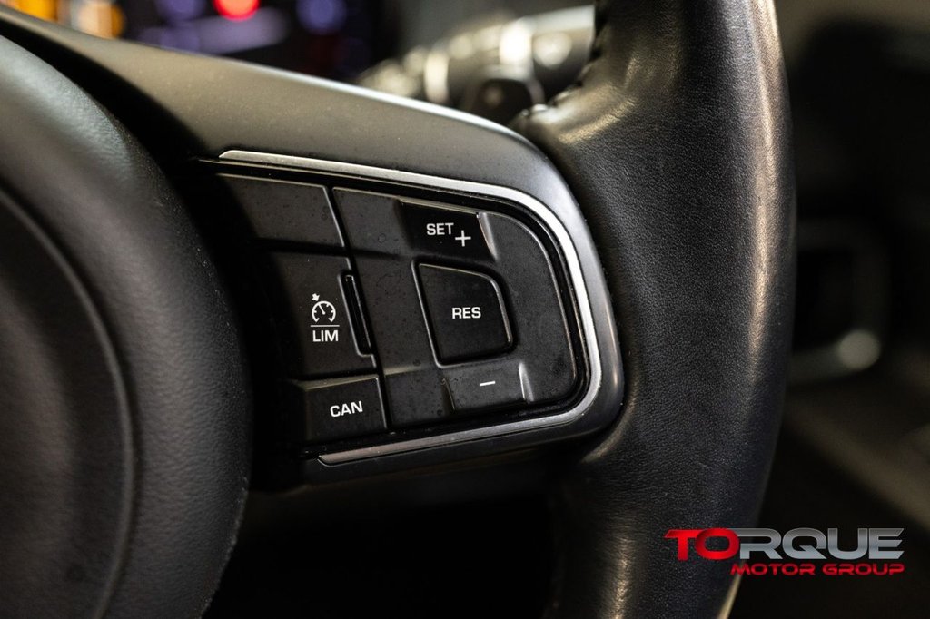 Used Jaguar XE 2016 for sale - 78017351: Photo 40