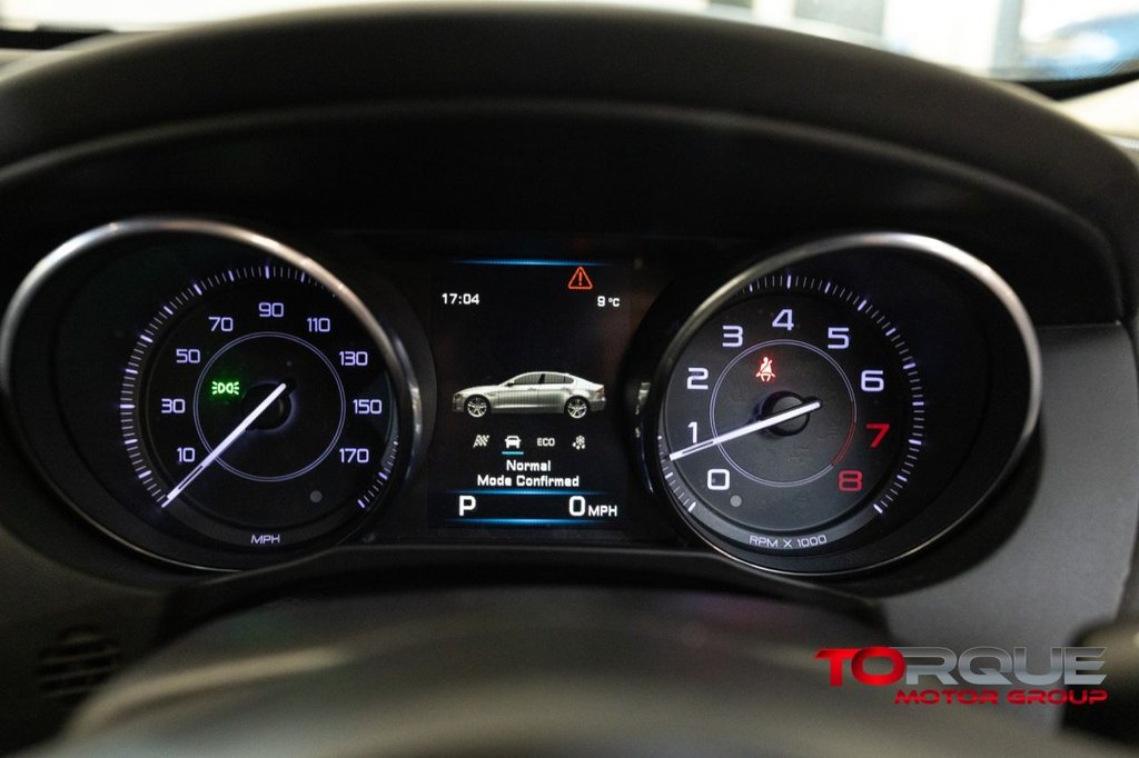 Used Jaguar XE 2016 for sale - 78017351: Photo 44