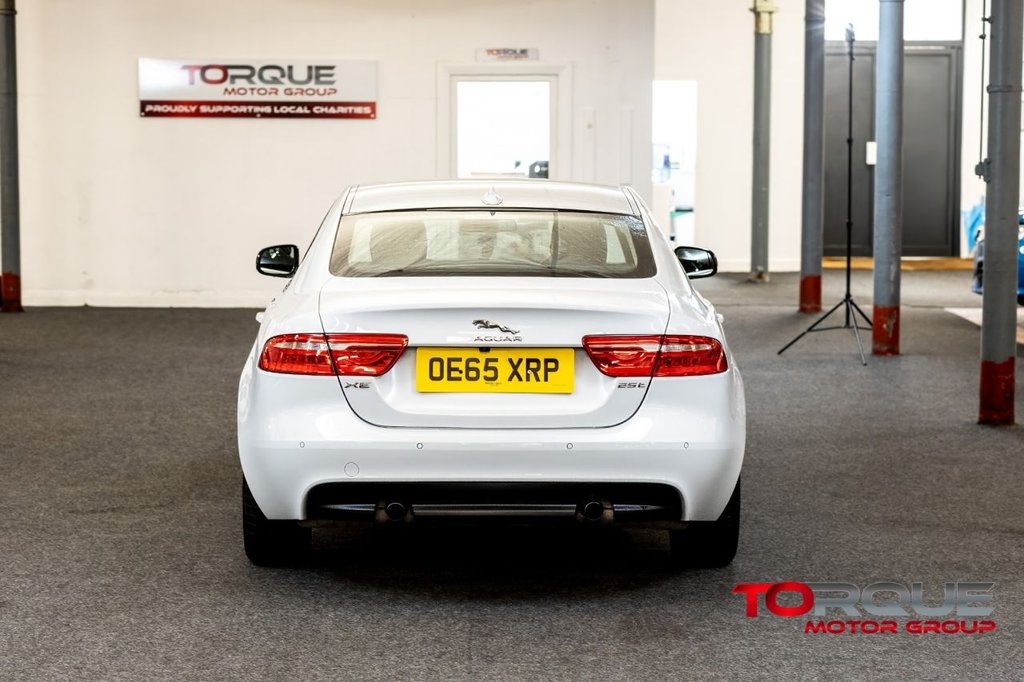 Used Jaguar XE 2016 for sale - 78017351: Photo 8