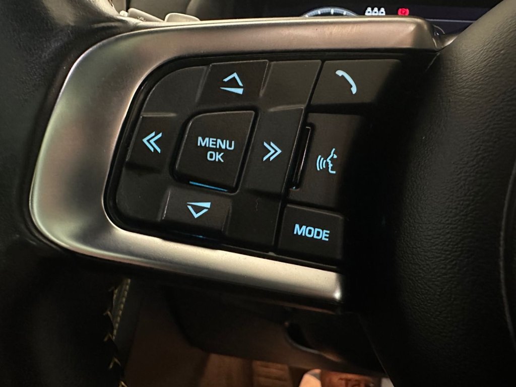 Used Jaguar F-Pace 2020 for sale - 78044523: Photo 31