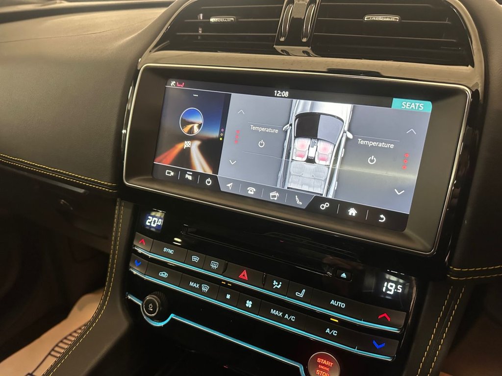 Used Jaguar F-Pace 2020 for sale - 78044523: Photo 32