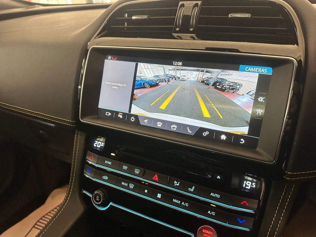 Used Jaguar F-Pace 2020 for sale - 78044523: Photo 35