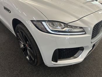 Used Jaguar F-Pace 2020 for sale - 78044523: Photo