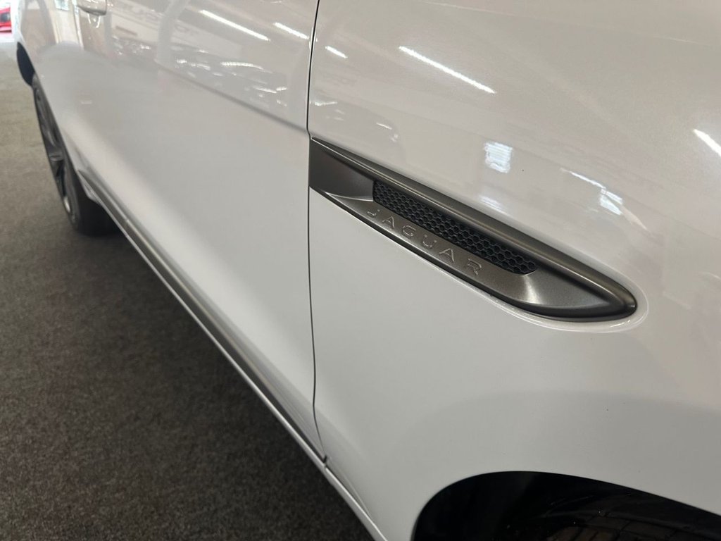 Used Jaguar F-Pace 2020 for sale - 78044523: Photo 41