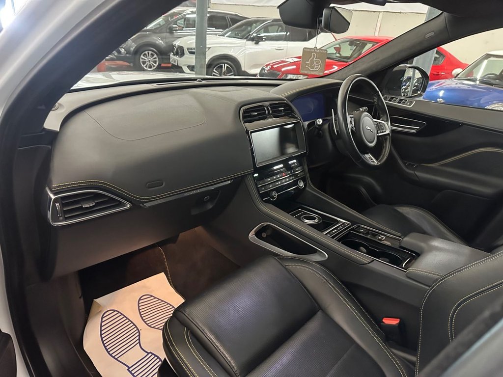 Used Jaguar F-Pace 2020 for sale - 78044523: Photo 9