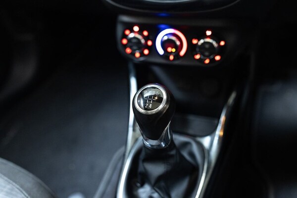 Used Vauxhall ADAM 2013 for sale - 75721734: Photo 38