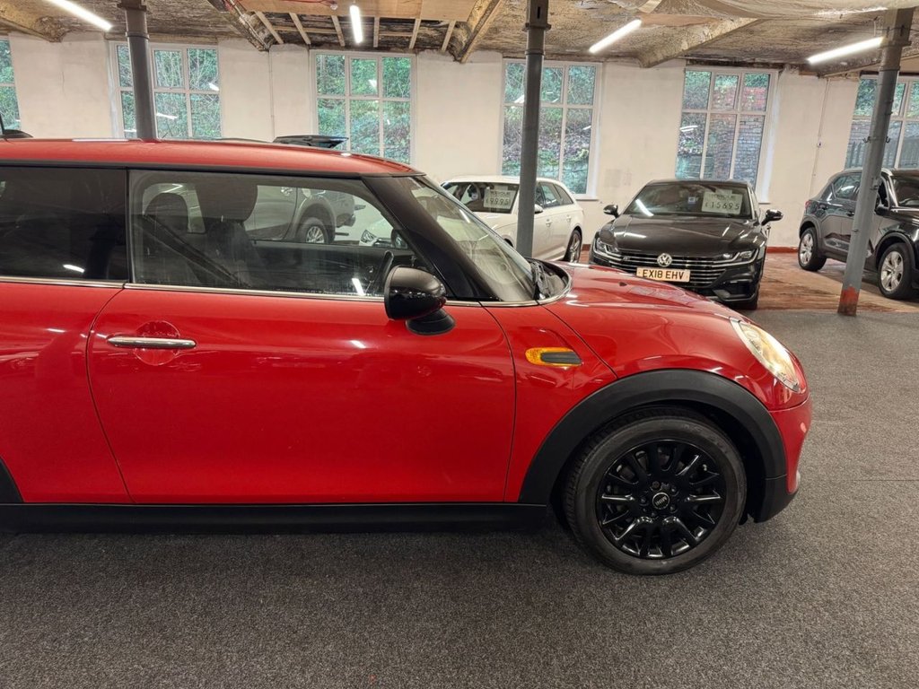 Used MINI Hatch 2014 for sale - 76923572: Photo 8