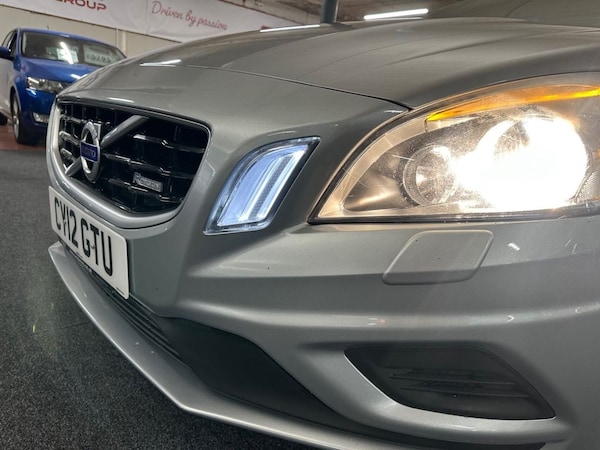 Used Volvo S60 2012 for sale - 76280237: Photo 4