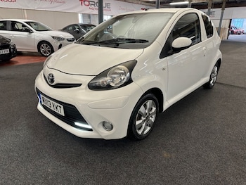 2013 (13) - 1.0 VVT-i Fire Hatchback 3dr Petrol Manual Euro 5 (67 ps)