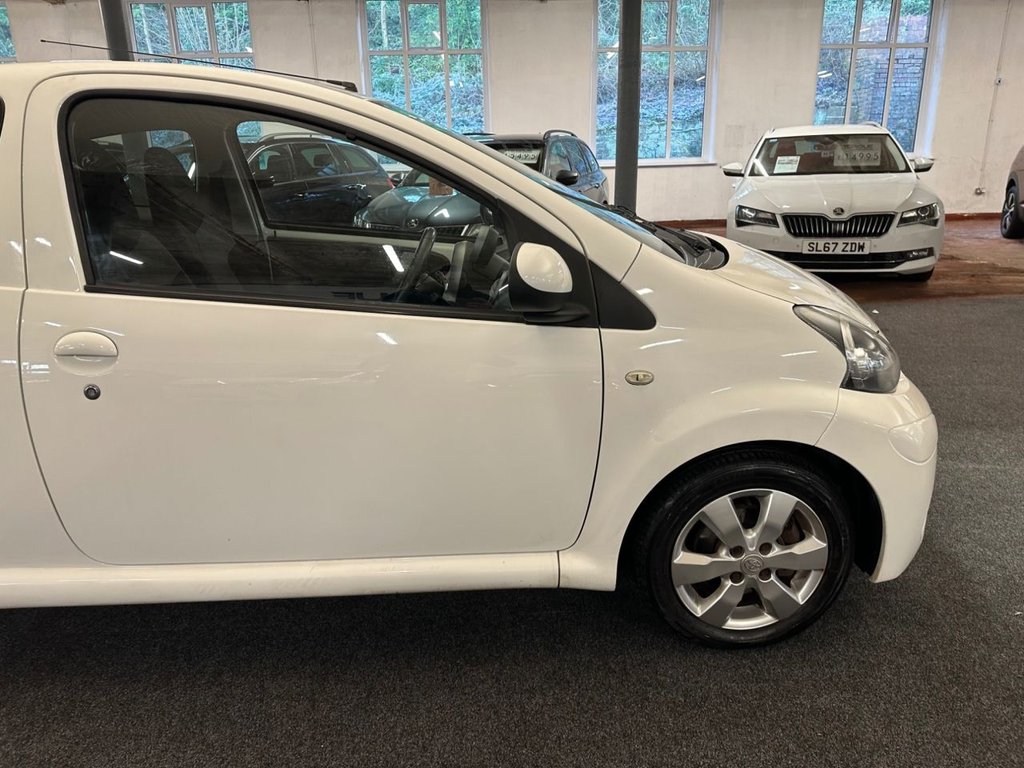 Used Toyota AYGO 2013 for sale - 77161556: Photo 24