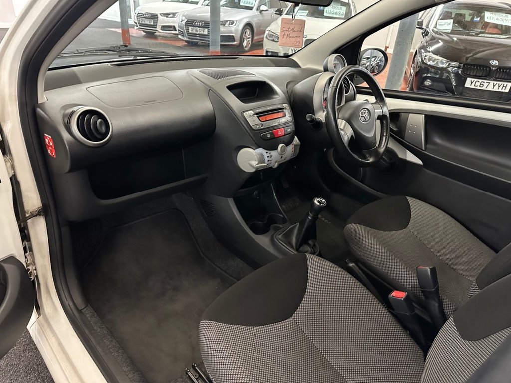 Used Toyota AYGO 2013 for sale - 77161556: Photo 8