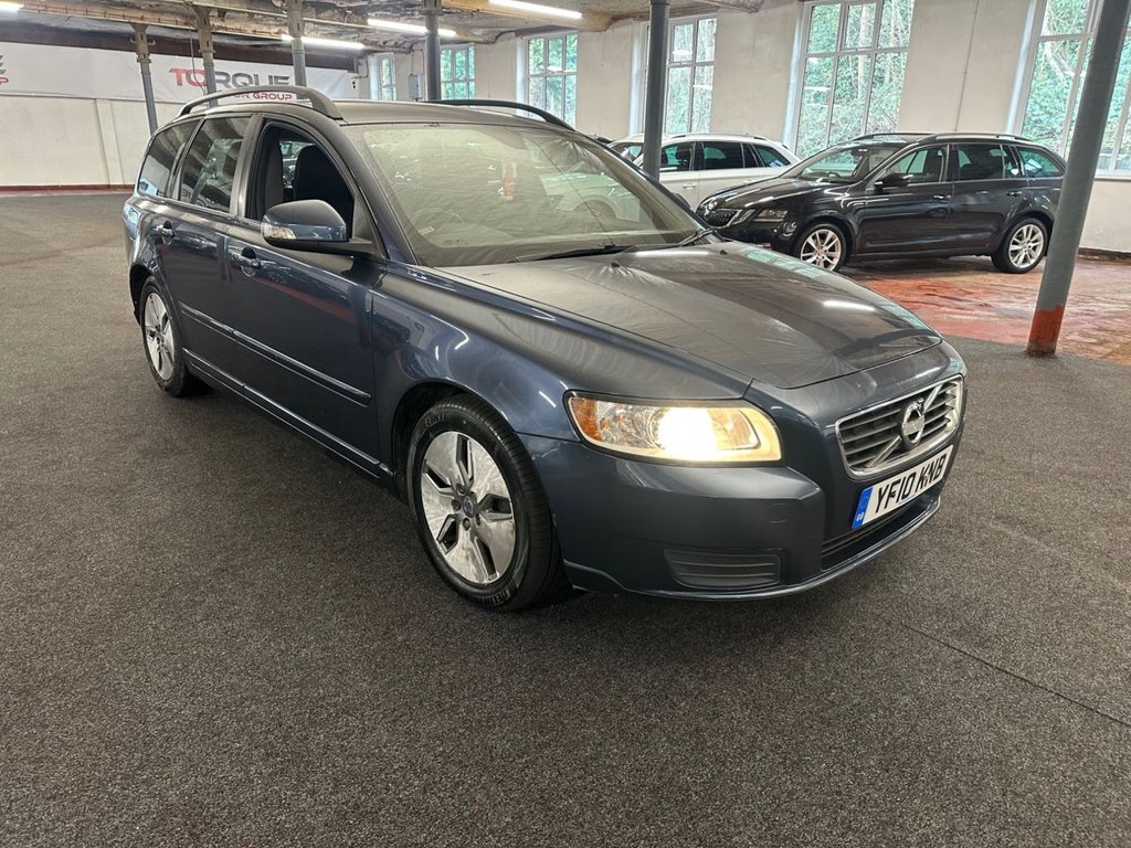 Used Volvo V50 2010 for sale - 77263378: Photo 2