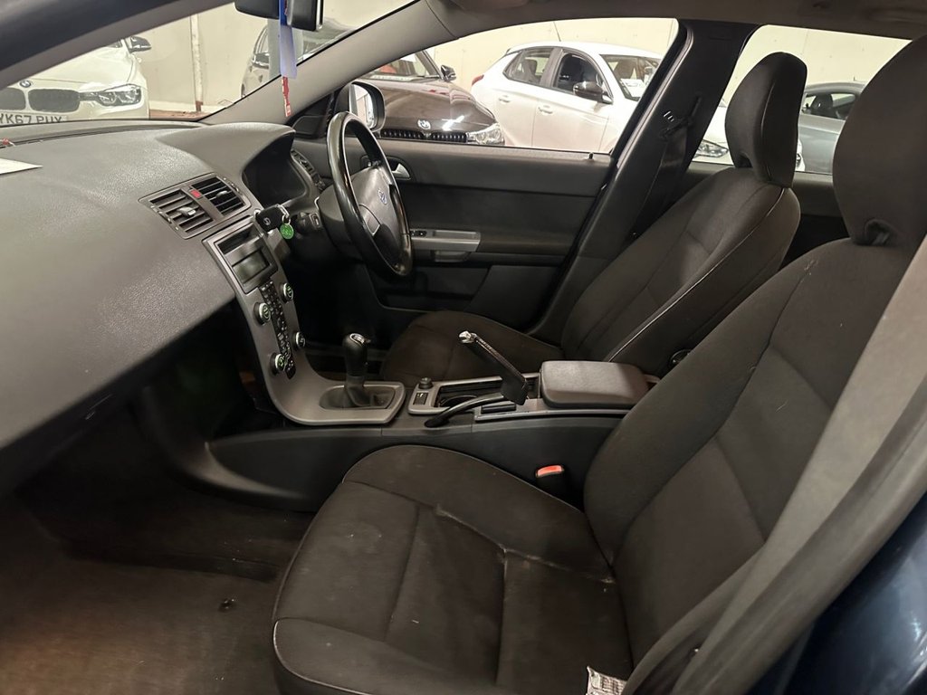 Used Volvo V50 2010 for sale - 77263378: Photo 9