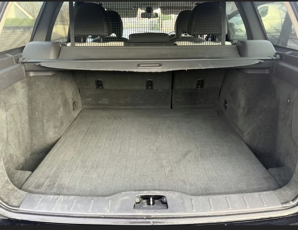 Used Volvo V50 2011 for sale - 77557624: Photo 7