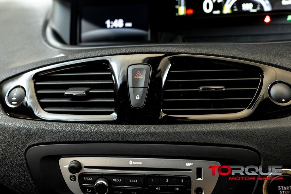 Used Renault Grand Scenic 2014 for sale - 76367836: Photo 30