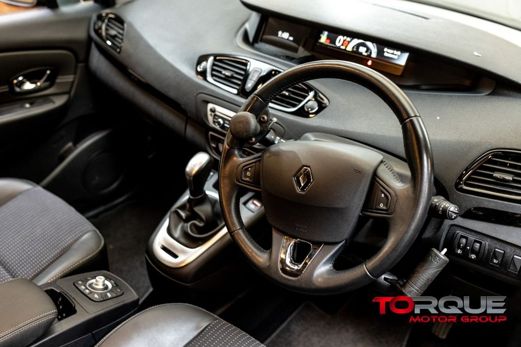 Used Renault Grand Scenic 2014 for sale - 76367836: Photo 37