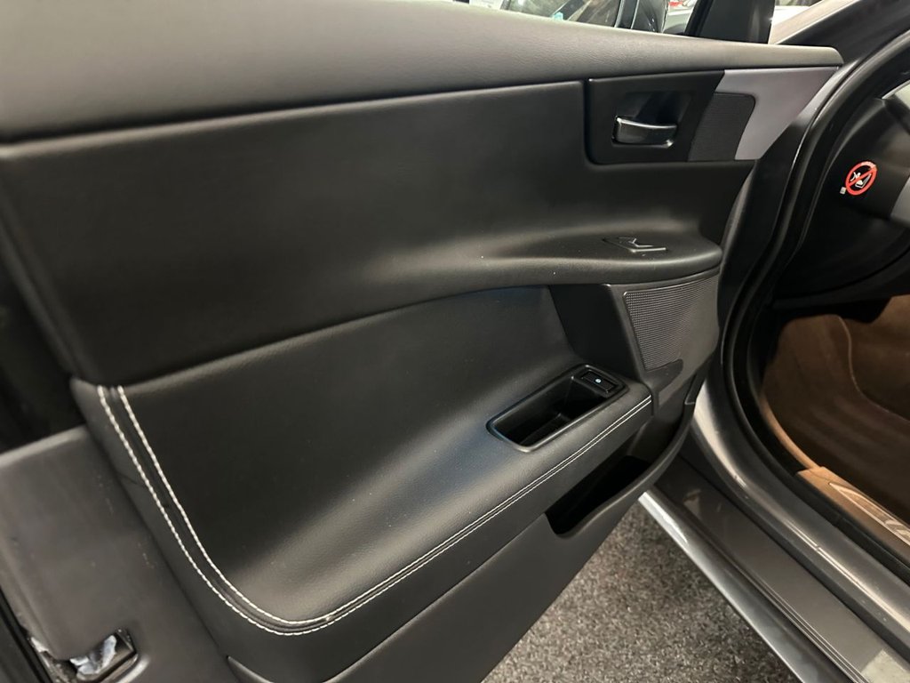 Used Jaguar XE 2016 for sale - 77739694: Photo 12