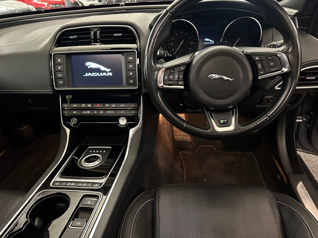 Used Jaguar XE 2016 for sale - 77739694: Photo 21