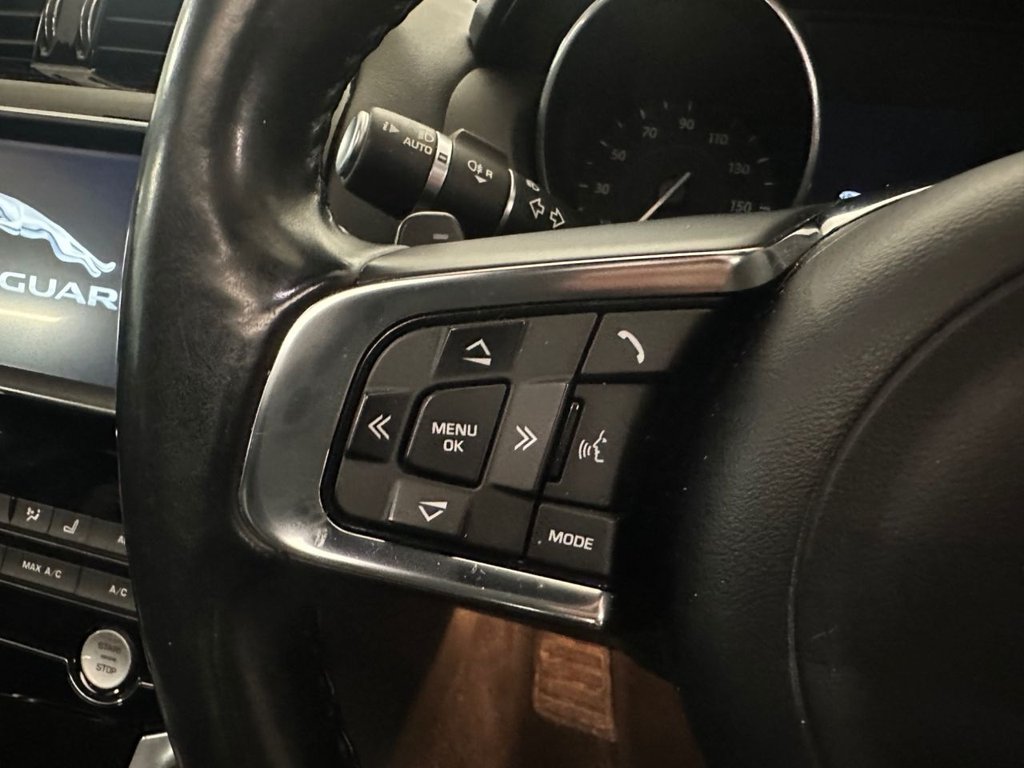 Used Jaguar XE 2016 for sale - 77739694: Photo 23