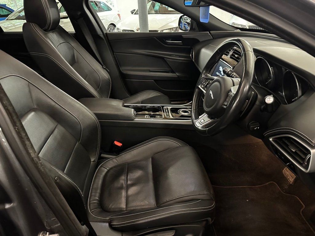 Used Jaguar XE 2016 for sale - 77739694: Photo 24