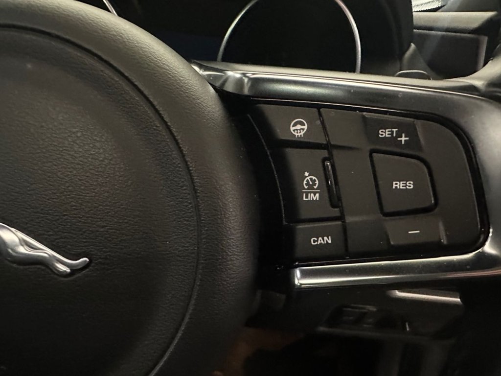 Used Jaguar XE 2016 for sale - 77739694: Photo 31