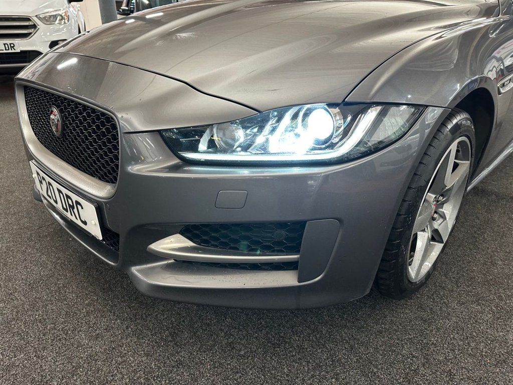 Used Jaguar XE 2016 for sale - 77739694: Photo 5