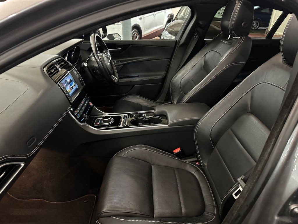 Used Jaguar XE 2016 for sale - 77739694: Photo 7